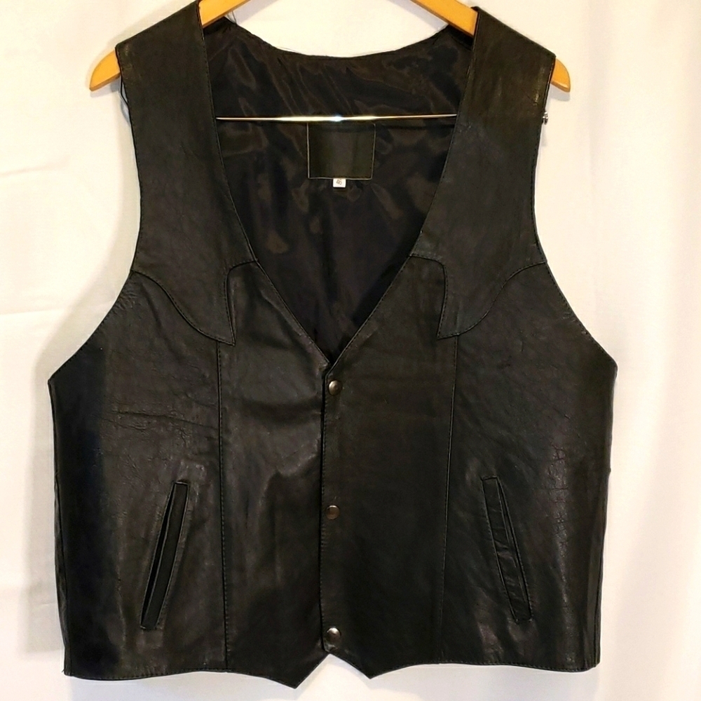 Ta Tong Men's black leather vest
